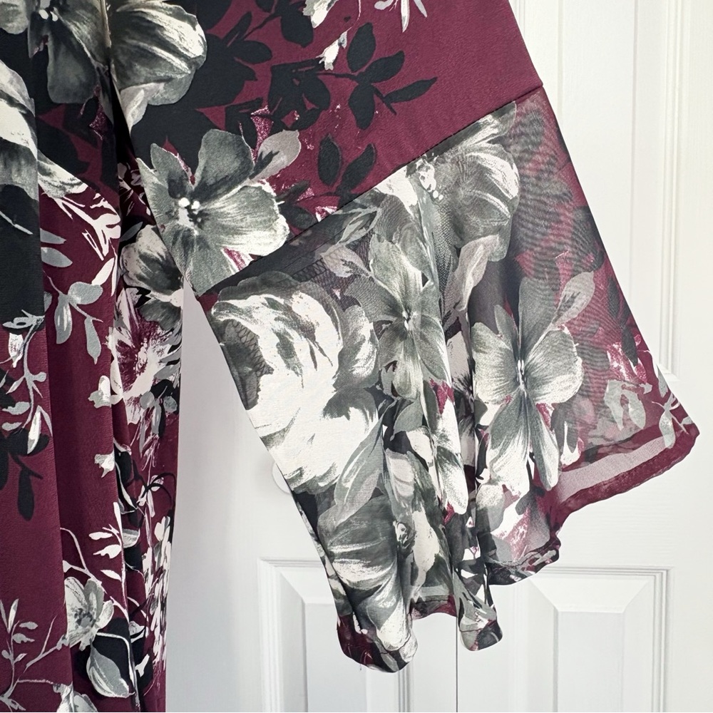 NWT Connected Apparel Bordeaux Wine Floral Bell Sleeve Dress 20W - Picture 9 of 16